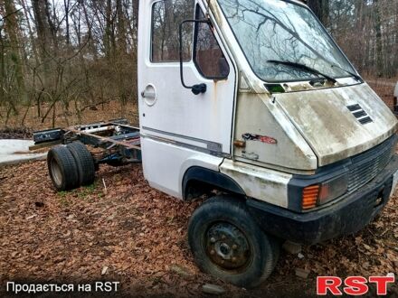 Рено Messenger 1991 у Києві на Automoto.ua Рено Messenger, об'ємом двигуна 2.5 л та пробігом 0 тис. км за 1600 $, фото 1 на Automoto.ua
