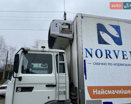 Белый Рено Мидлайнер, объемом двигателя 4.1 л и пробегом 300 тыс. км за 7000 $, фото 2 на Automoto.ua