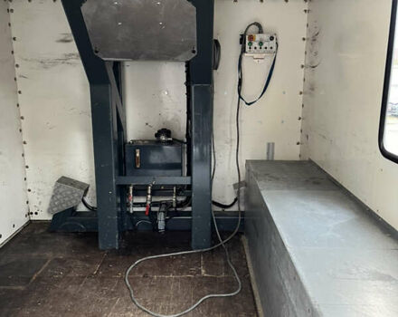 Білий Рено Мідлум, об'ємом двигуна 4.75 л та пробігом 317 тис. км за 48900 $, фото 13 на Automoto.ua