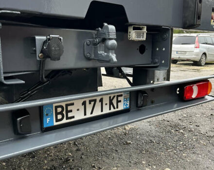 Білий Рено Мідлум, об'ємом двигуна 4.75 л та пробігом 317 тис. км за 48900 $, фото 5 на Automoto.ua