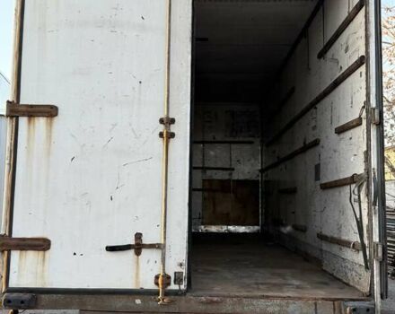 Белый Рено Мидлум, объемом двигателя 4.1 л и пробегом 570 тыс. км за 9500 $, фото 9 на Automoto.ua