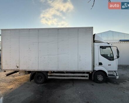 Белый Рено Мидлум, объемом двигателя 4.1 л и пробегом 570 тыс. км за 9500 $, фото 1 на Automoto.ua