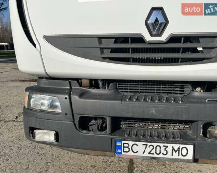 Белый Рено Мидлум, объемом двигателя 7.15 л и пробегом 783 тыс. км за 23185 $, фото 2 на Automoto.ua