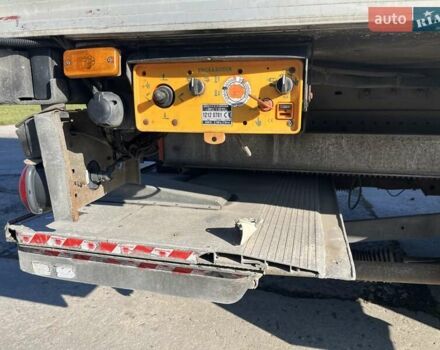 Белый Рено Мидлум, объемом двигателя 7.15 л и пробегом 783 тыс. км за 23185 $, фото 30 на Automoto.ua