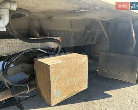 Белый Рено Мидлум, объемом двигателя 7.15 л и пробегом 783 тыс. км за 23185 $, фото 29 на Automoto.ua