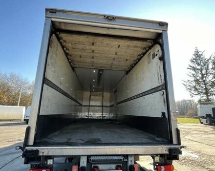 Белый Рено Мидлум, объемом двигателя 7.15 л и пробегом 783 тыс. км за 23185 $, фото 39 на Automoto.ua