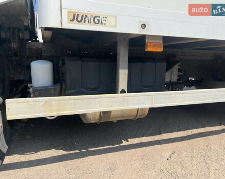 Белый Рено Мидлум, объемом двигателя 4.76 л и пробегом 380 тыс. км за 16000 $, фото 5 на Automoto.ua