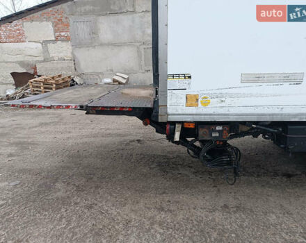 Білий Рено Мідлум, об'ємом двигуна 4.8 л та пробігом 365 тис. км за 20000 $, фото 6 на Automoto.ua