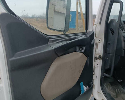 Рено Мідлум 2010 у Києві на Automoto.ua Білий Рено Мідлум, об'ємом двигуна 4.8 л та пробігом 365 тис. км за 22000 $, фото 11 на Automoto.ua