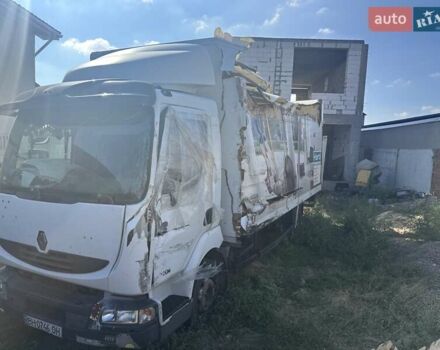 Белый Рено Мидлум, объемом двигателя 4.76 л и пробегом 585 тыс. км за 13000 $, фото 5 на Automoto.ua