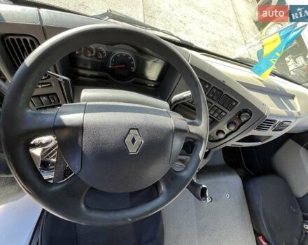 Білий Рено Мідлум, об'ємом двигуна 7.15 л та пробігом 845 тис. км за 19781 $, фото 15 на Automoto.ua