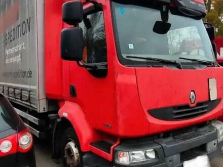 Красный Рено Мидлум, объемом двигателя 4.76 л и пробегом 10 тыс. км за 27000 $, фото 1 на Automoto.ua