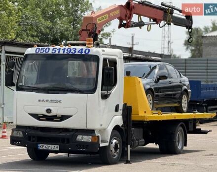 Рено Мідлум, об'ємом двигуна 6.2 л та пробігом 400 тис. км за 35000 $, фото 11 на Automoto.ua