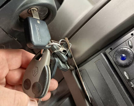 Рено Мідлум, об'ємом двигуна 0 л та пробігом 231 тис. км за 36500 $, фото 5 на Automoto.ua