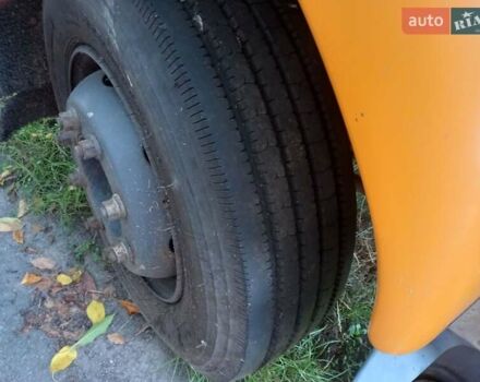Желтый Рено Мидлум, объемом двигателя 6.17 л и пробегом 1000 тыс. км за 14400 $, фото 1 на Automoto.ua