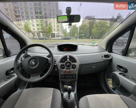 Белый Рено Модус, объемом двигателя 1.5 л и пробегом 127 тыс. км за 4500 $, фото 7 на Automoto.ua