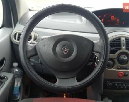 Рено Модус 2007 в Черкассах на Automoto.ua Белый Рено Модус, объемом двигателя 1.1 л и пробегом 166 тыс. км за 4400 $, фото 18 на Automoto.ua