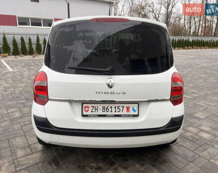 Білий Рено Модус, об'ємом двигуна 1.6 л та пробігом 121 тис. км за 6150 $, фото 4 на Automoto.ua