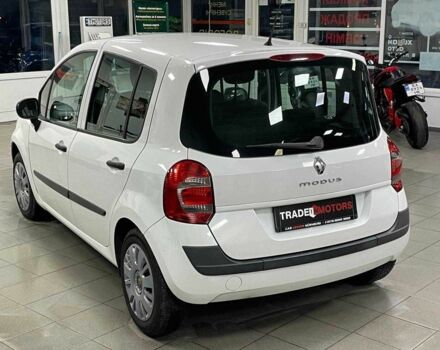 Білий Рено Модус, об'ємом двигуна 1.5 л та пробігом 202 тис. км за 3990 $, фото 4 на Automoto.ua