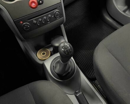 Білий Рено Модус, об'ємом двигуна 1.5 л та пробігом 202 тис. км за 3990 $, фото 18 на Automoto.ua