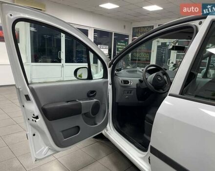 Білий Рено Модус, об'ємом двигуна 1.46 л та пробігом 202 тис. км за 3990 $, фото 14 на Automoto.ua