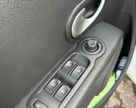 Белый Рено Модус, объемом двигателя 1.6 л и пробегом 135 тыс. км за 5800 $, фото 8 на Automoto.ua