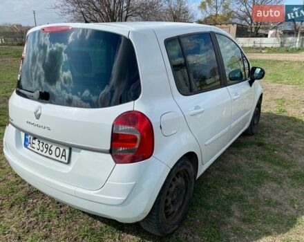Белый Рено Модус, объемом двигателя 1.6 л и пробегом 148 тыс. км за 6700 $, фото 2 на Automoto.ua