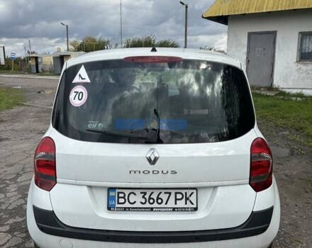 Белый Рено Модус, объемом двигателя 1.6 л и пробегом 135 тыс. км за 5800 $, фото 5 на Automoto.ua