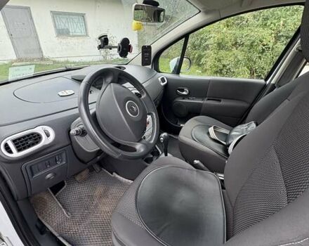 Белый Рено Модус, объемом двигателя 1.6 л и пробегом 135 тыс. км за 5800 $, фото 7 на Automoto.ua