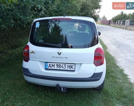 Белый Рено Модус, объемом двигателя 1.2 л и пробегом 187 тыс. км за 5399 $, фото 7 на Automoto.ua