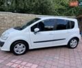 Белый Рено Модус, объемом двигателя 1.5 л и пробегом 323 тыс. км за 4850 $, фото 4 на Automoto.ua