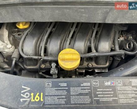 Белый Рено Модус, объемом двигателя 1.6 л и пробегом 135 тыс. км за 5800 $, фото 12 на Automoto.ua