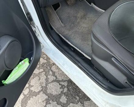 Белый Рено Модус, объемом двигателя 1.6 л и пробегом 135 тыс. км за 5800 $, фото 9 на Automoto.ua