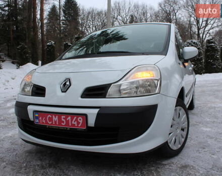 Белый Рено Модус, объемом двигателя 1.2 л и пробегом 127 тыс. км за 4990 $, фото 3 на Automoto.ua