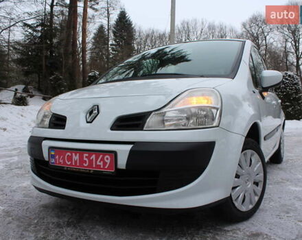 Белый Рено Модус, объемом двигателя 1.2 л и пробегом 127 тыс. км за 4990 $, фото 2 на Automoto.ua