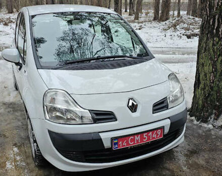 Белый Рено Модус, объемом двигателя 1.2 л и пробегом 128 тыс. км за 5250 $, фото 1 на Automoto.ua