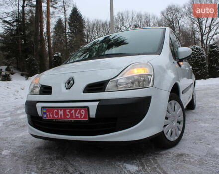 Белый Рено Модус, объемом двигателя 1.2 л и пробегом 127 тыс. км за 4990 $, фото 1 на Automoto.ua