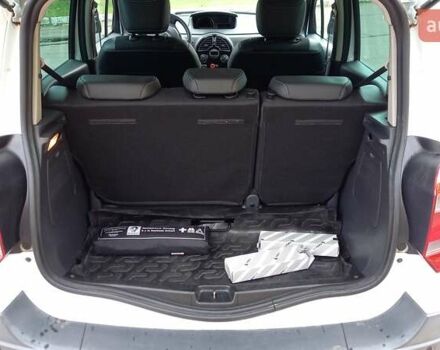 Белый Рено Модус, объемом двигателя 1.6 л и пробегом 162 тыс. км за 5999 $, фото 13 на Automoto.ua