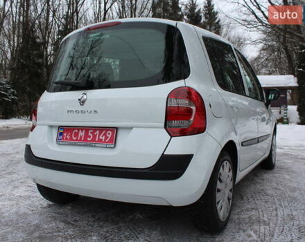 Белый Рено Модус, объемом двигателя 1.2 л и пробегом 127 тыс. км за 4990 $, фото 42 на Automoto.ua