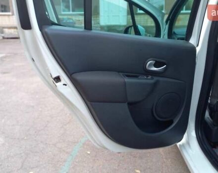 Белый Рено Модус, объемом двигателя 1.6 л и пробегом 162 тыс. км за 6999 $, фото 14 на Automoto.ua