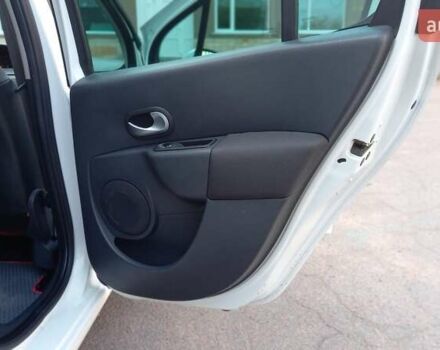 Белый Рено Модус, объемом двигателя 1.6 л и пробегом 162 тыс. км за 6999 $, фото 16 на Automoto.ua