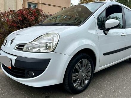 Рено Модус 2011 у Миколаєві на Automoto.ua Білий Рено Модус, об'ємом двигуна 16 л та пробігом 158 тис. км за 6500 $, фото 1 на Automoto.ua