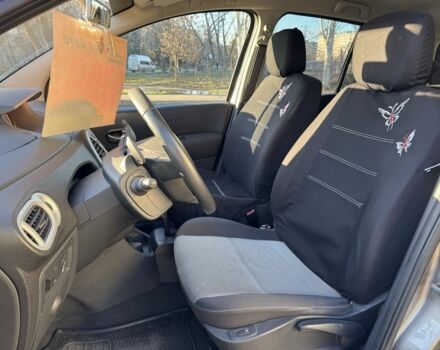 Бежевий Рено Модус, об'ємом двигуна 1.6 л та пробігом 118 тис. км за 6350 $, фото 8 на Automoto.ua