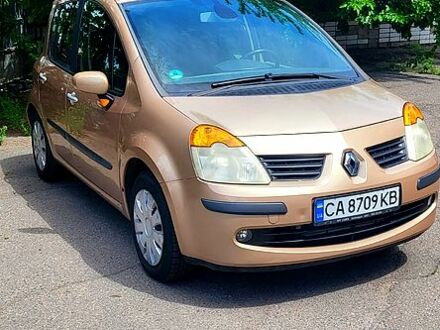 Рено Модус 2005 в Черкассах на Automoto.ua Бежевый Рено Модус, объемом двигателя 1.6 л и пробегом 163 тыс. км за 4500 $, фото 1 на Automoto.ua