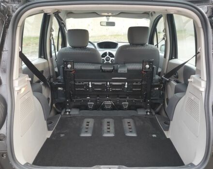 Чорний Рено Модус, об'ємом двигуна 1.2 л та пробігом 154 тис. км за 4650 $, фото 6 на Automoto.ua