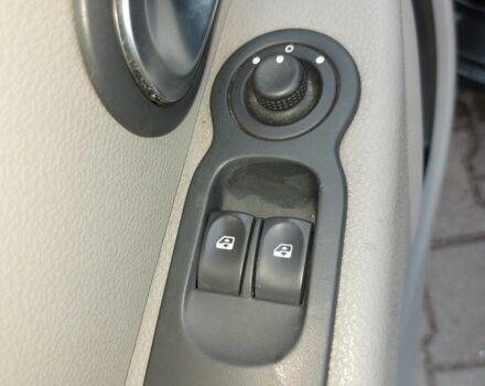 Чорний Рено Модус, об'ємом двигуна 1.2 л та пробігом 154 тис. км за 4650 $, фото 18 на Automoto.ua