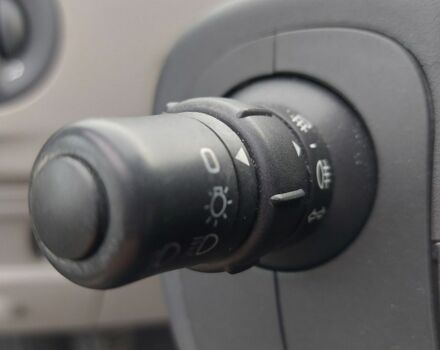 Чорний Рено Модус, об'ємом двигуна 1.2 л та пробігом 154 тис. км за 4650 $, фото 9 на Automoto.ua