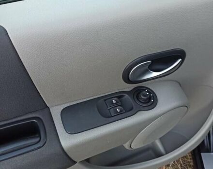 Черный Рено Модус, объемом двигателя 1.6 л и пробегом 210 тыс. км за 4200 $, фото 18 на Automoto.ua