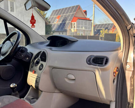 Черный Рено Модус, объемом двигателя 1.6 л и пробегом 242 тыс. км за 4500 $, фото 7 на Automoto.ua