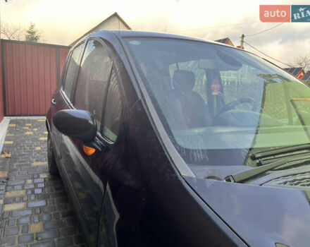 Черный Рено Модус, объемом двигателя 1.6 л и пробегом 242 тыс. км за 4500 $, фото 2 на Automoto.ua